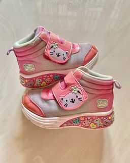 (Kategori: ) berada di . Dikirim oleh almahyra29 (ID iklan 1355958309, Gambar 1). Deskripsi: .