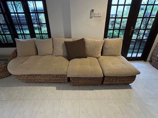 (Category: ) located in . Submitted by esmio (Listing ID 1355953975, Image 1). Description: .