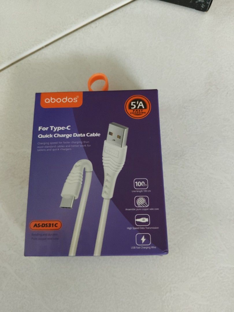 Type C cable (Category: Chargers & Cables) located in Singapore. Submitted by meows99 (Listing ID 1355879209, Image 1). Description: type c charger cable.