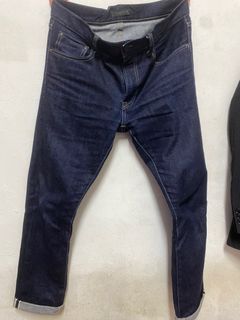 (Category: ) located in . Submitted by izpreloved_ (Listing ID 1355981900, Image 1). Description: .