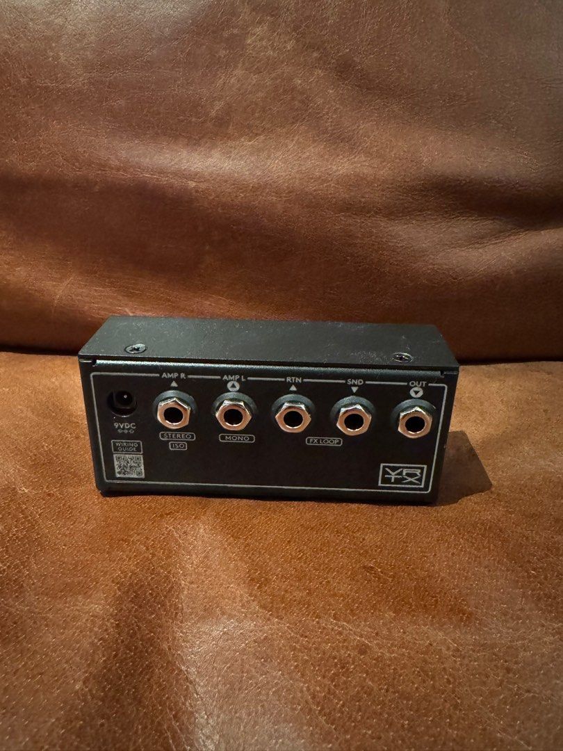 Vertex Buffer Interface (Category: Music Accessories) located in Singapore. Submitted by zozobe (Listing ID 1356044910, Image 1). Description: High quality build and sound. Very useful polarity switch to correct phase issues in stereo amps. .