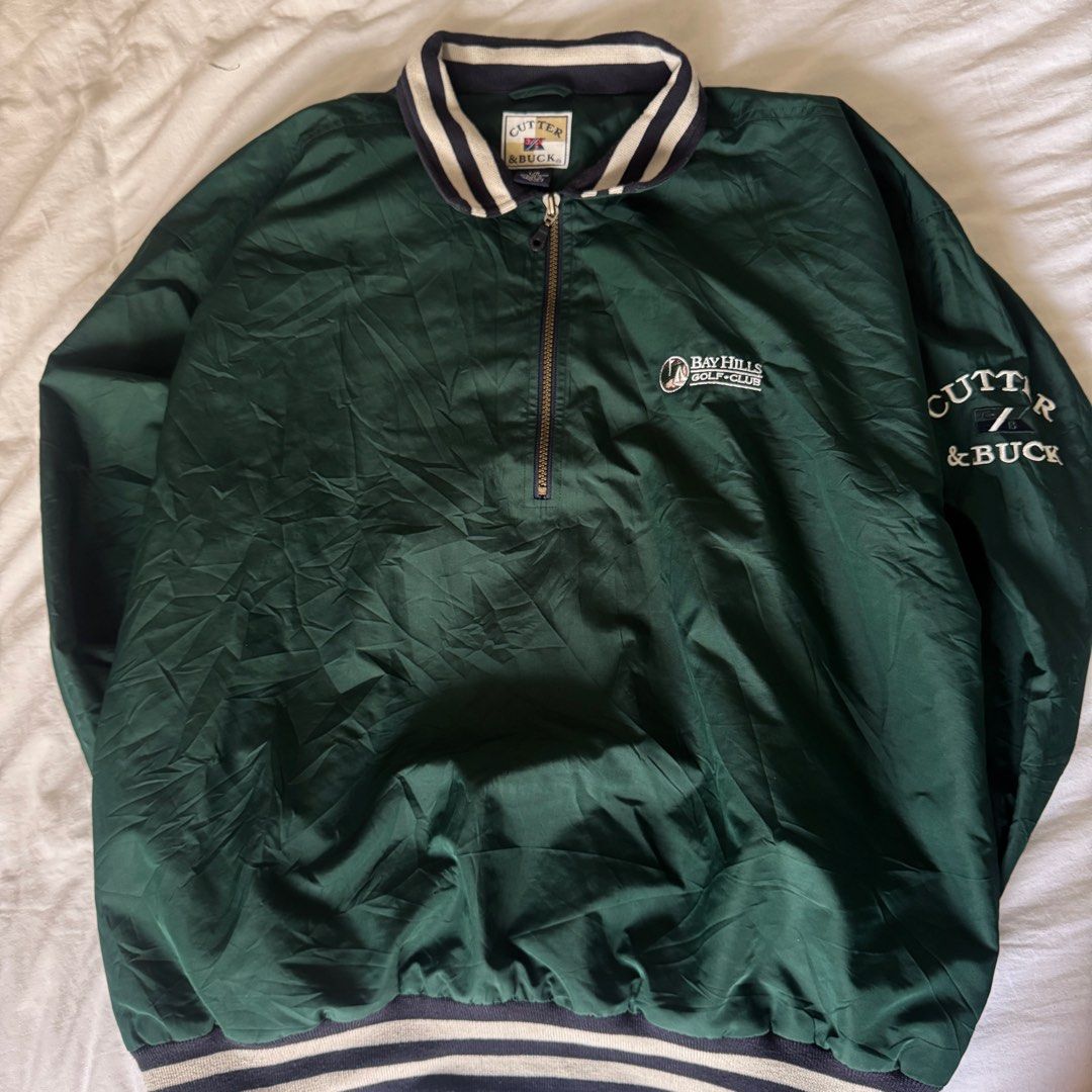 Vintage Green Quarter Zip Outerwear (Category: Coats, Jackets and Outerwear) located in Manila. Submitted by vulpix04 (Listing ID 1355854433, Image 1). Description: .