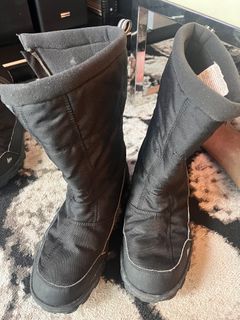 (Category: ) located in . Submitted by aussieblues (Listing ID 1355910524, Image 1). Description: .