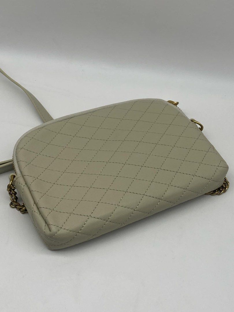 YSL quilted leather crossbody (Category: Cross-body Bags) located in Rizal. Submitted by loois18 (Listing ID 1355961921, Image 2). Description: YSL quilted leather crossbody bag .