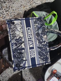 由 biw3151 (刊登 ID 1359472537，圖片 1) 提交，位於 的 (類別：)，說明：。