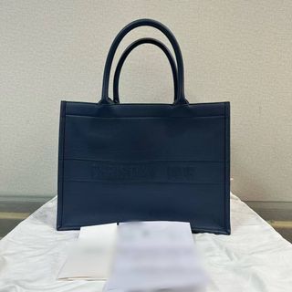 (Category: ) located in . Submitted by millen.outlet (Listing ID 1359437645, Image 1). Description: .