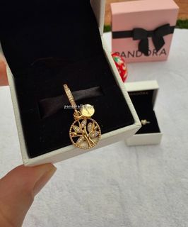 ☆ PANDORA TREE OF LIFE HERITAGE FAMILY DANGLE CHARM☆