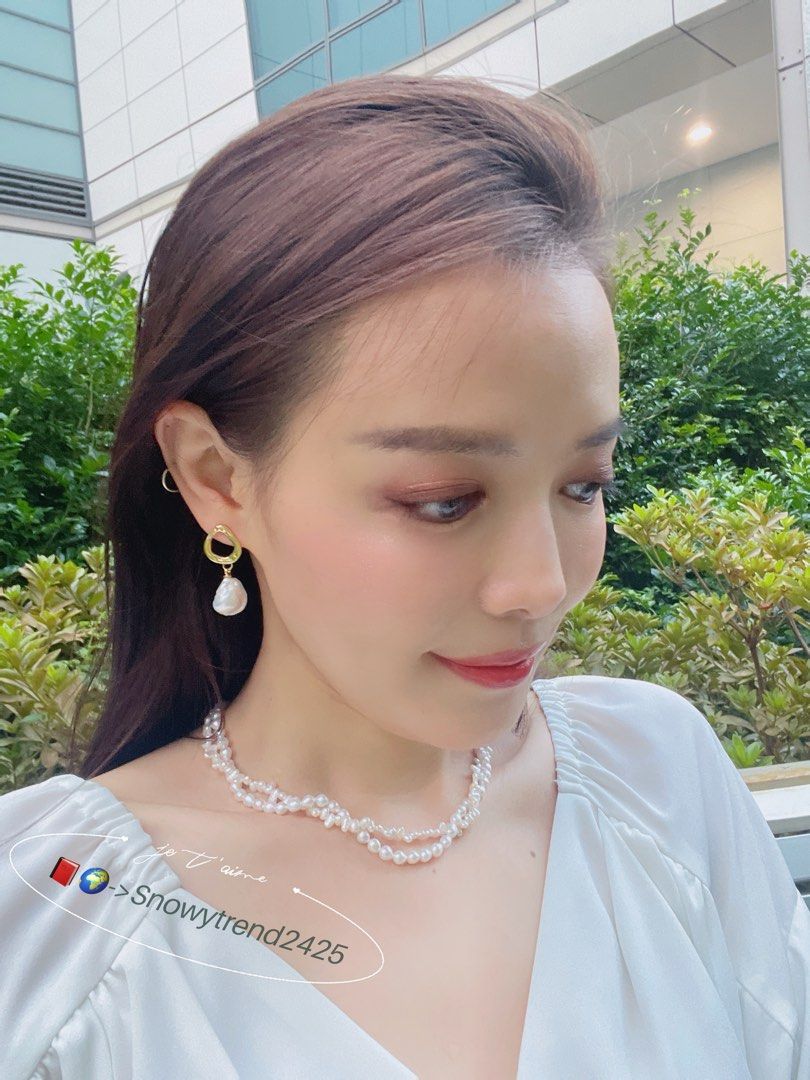 ✨Baroque pearl earrings✨ (Category: Women's Jewelry) located in Sydney. Submitted by snowytrend2425 (Listing ID 1359415247, Image 1). Description: Pearl earrings effortlessly elevate an outfit, adding a refined and luminous accent✨👑 Check out more styles on my instagram/Wechat: Snowytrend2425 ✨Handmade Natural Pearl Jewlery ✨Unique Design & Affordable Price ✨High Quality with a Radiant Glow ✨More styles available.