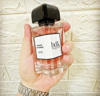 （分類：）位於 。 由 mr.k.parfums 提交（商品編號 1359472105，圖片 1）。簡介： 。