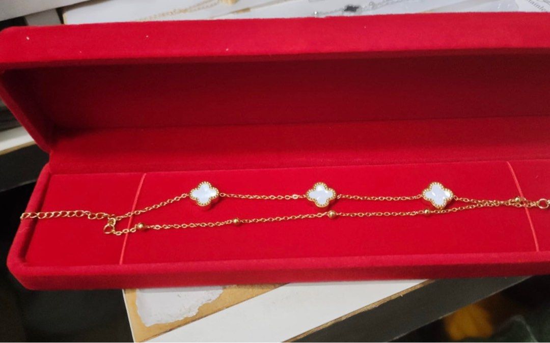 Bracelet （分類：手鍊）位於 Hong Kong。 由 lisachoi2201323 提交（商品編號 1359415398，圖片 3）。簡介： 。
