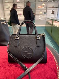 (Category: ) located in . Submitted by authentics_bags (Listing ID 1359320716, Image 1). Description: .