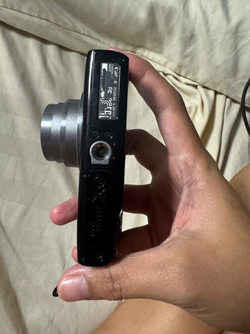 Canon ixus 145 (Category: Cameras) located in Cebu City. Submitted by gilejehhk (Listing ID 1359420615, Image 3). Description: Canox ixus 145 Tiktok’s fave!!! Issue: lcd lines sa gilid pero di namn nkakaapekto sa output Flash, zoom in and out, buttons, audio, video are working!!! .