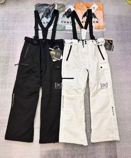 (Category: ) located in . Submitted by fashion.luxe (Listing ID 1359407590, Image 1). Description: .