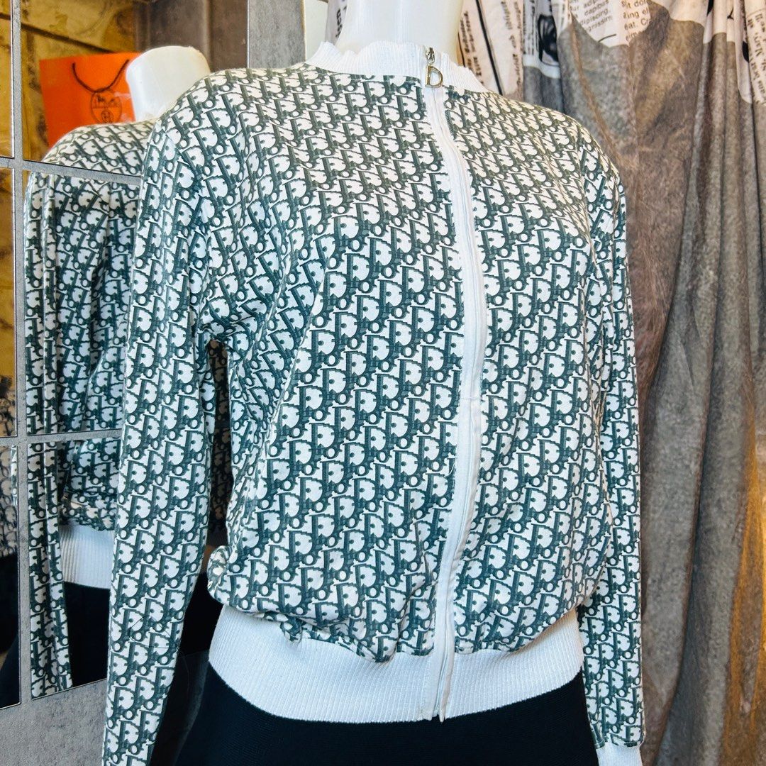 Christian Dior Zipped Jacket (Category: Luxury Apparel) located in Baguio. Submitted by luxecycleph (Listing ID 1359341127, Image 2). Description: READ BEFORE OFFER SIZE: 19.5 x 24 Small to Medium CONDITION: Very good condition SHOP RULES * payment first (thru gcash only) * pay today, ship the next day (thru j&t) * manage your expectations (items are secondhand & thrifted) * return & refund are only accepted for valid reasons * no bogus buyers- j