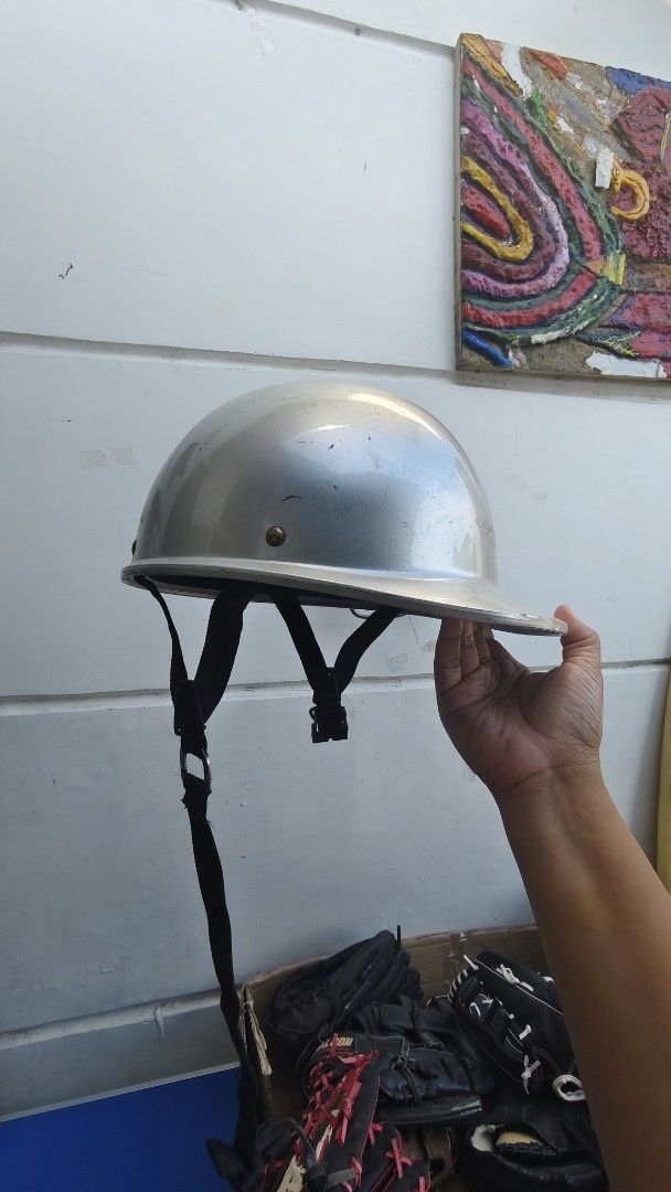 CLASSIC HELMET (Category: Announcements) located in Manila. Submitted by babz30261 (Listing ID 1359380851, Image 1). Description: GOOD QUALITY CONDITION NO DAMAGES NO AND MATERIALS COMPLETE SAFETY LOCK WE DELIVER NATIONWIDE ‼️.
