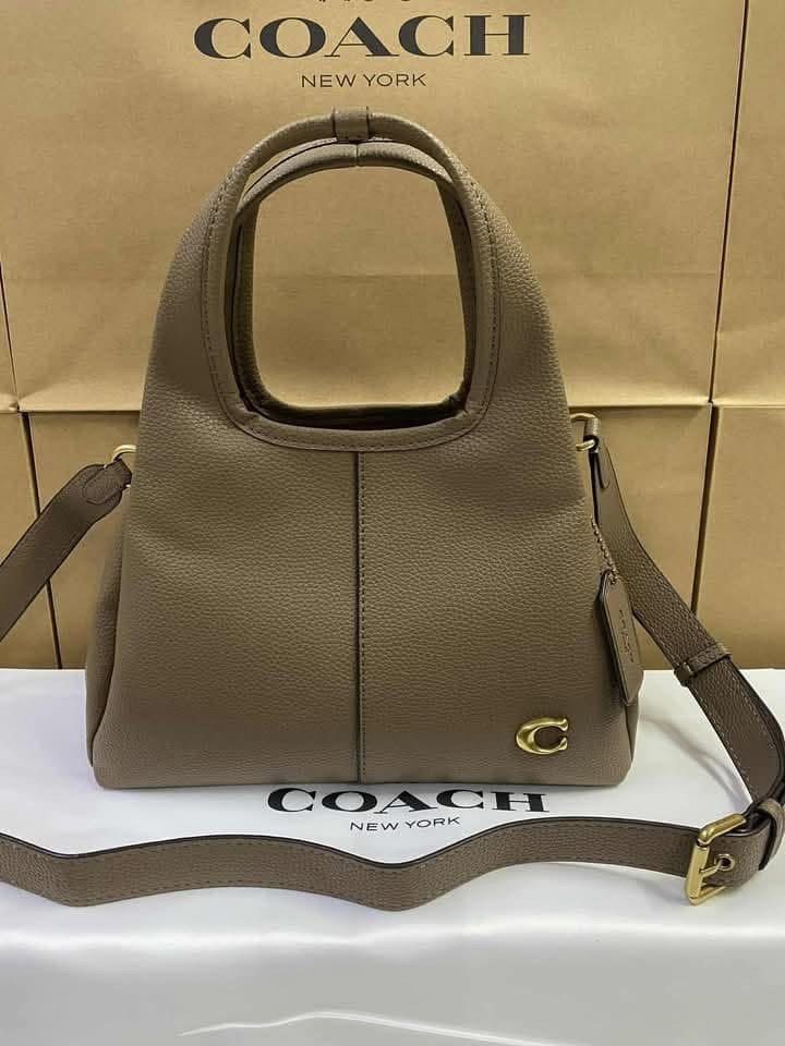 Coach Lana (Category: Luxury Bags & Wallets) located in Batangas. Submitted by bagsbyann (Listing ID 1359389038, Image 1). Description: .