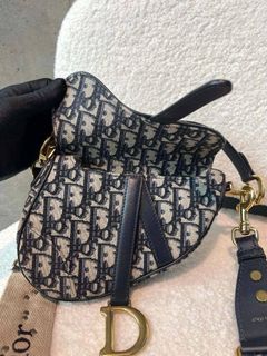 (Category: ) located in . Submitted by genuinebrand (Listing ID 1359392376, Image 1). Description: .