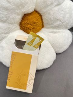 （分類：）位於 。 由 bibi.dobbyy 提交（商品編號 1359452963，圖片 1）。簡介： 。