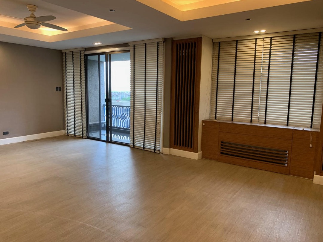 FOR LEASE: 3-Bedroom Flat in Alexandra Condominium, Pasig City - YLO ...