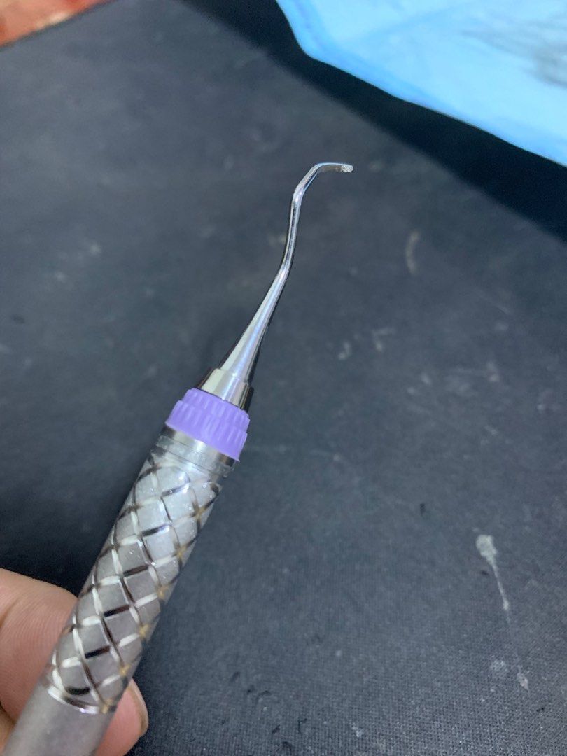 HU FRIEDY 4R/4L (Category: Medical Supplies & Tools) located in Caloocan City. Submitted by ian.scache (Listing ID 1359461232, Image 2). Description: - In great condition - Never been used on patient Available if set Pm for more details.