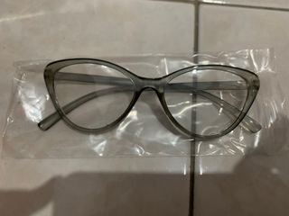 (Kategori: ) berada di . Dikirim oleh lapreloveedd (ID iklan 1359386235, Gambar 1). Deskripsi: .