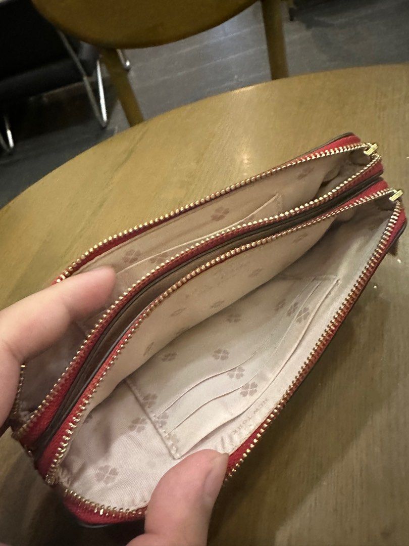 Kate Spade Double Zip Crossbody (Category: Luxury Bags & Wallets) located in Quezon City. Submitted by baldyosa (Listing ID 1359447115, Image 3). Description: Kate Spade Authentic Double Zip Crossbody No box, no dust No damages Mint condition.