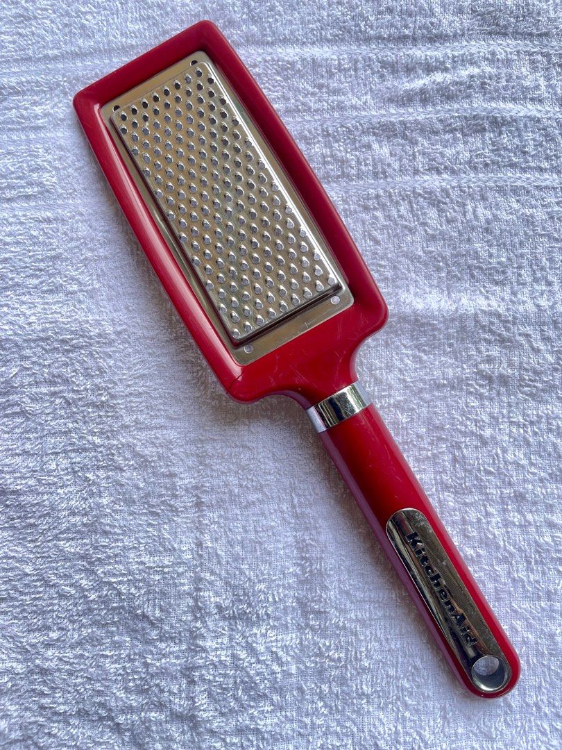 KitchenAid cheese grater/ kitchenaid /grater /cheese grater (Category: Other Kitchenware & Tableware) located in Bayambang. Submitted by foursiblings081228 (Listing ID 1359309513, Image 1). Description: Kitchen Aid cheese grater Please double check photos for reference This is a preloved item please manage your expectations. Gcash J&t 📍Bayambang,Pangasinan.