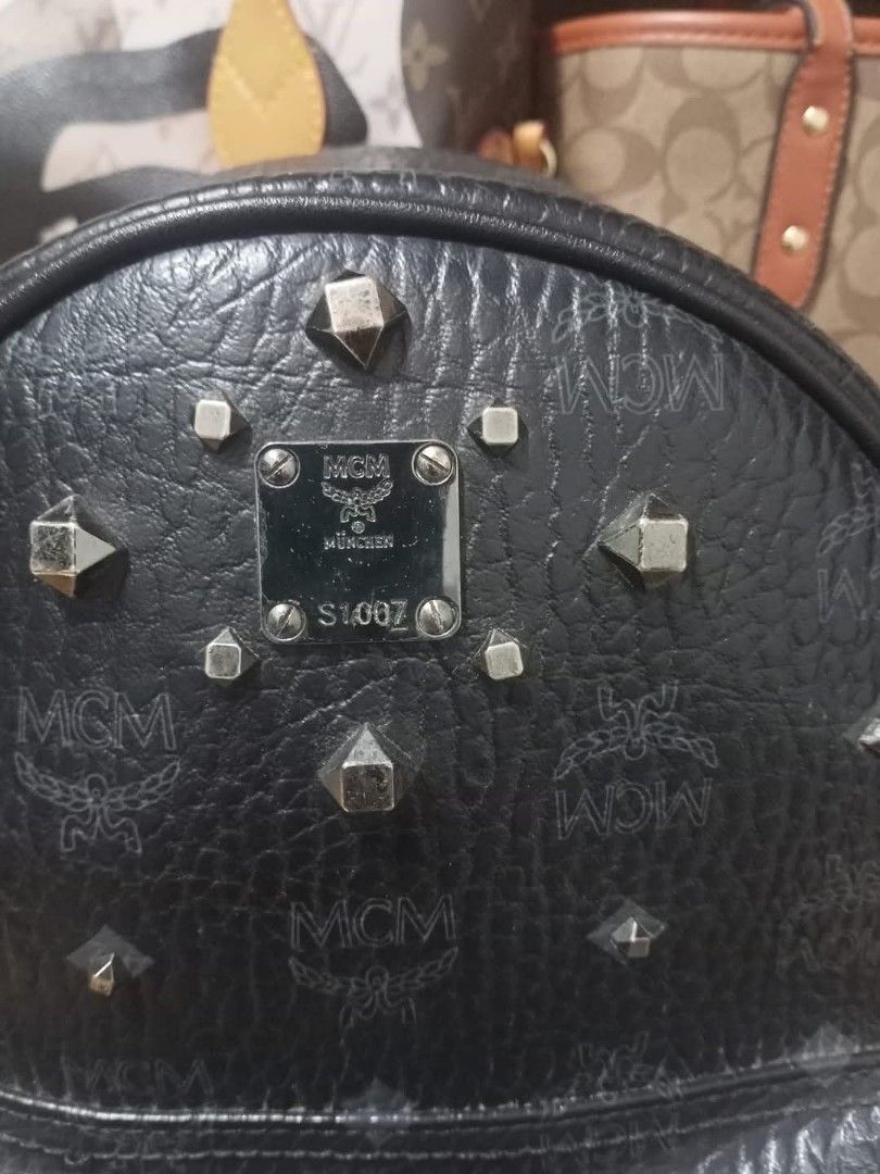 MCM backpack (Category: Luxury Bags & Wallets) located in Bayombong. Submitted by kweeeen (Listing ID 1359341637, Image 2). Description: For saleee Authentic MCM backpack with etiketa In very good condition slightly negotiable po super need lang ng funds.