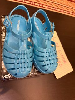 (Category: ) located in . Submitted by preloved2be_loved (Listing ID 1359371352, Image 1). Description: .