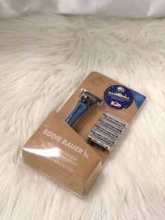 Razor System with 6 cartridges