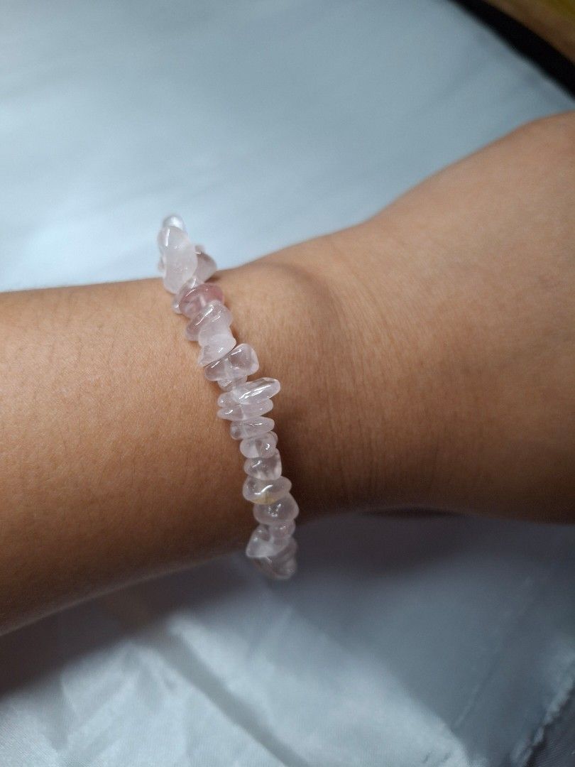 Rose Quartz Ajustable chip bracelet (Category: Bracelets) located in Quezon City. Submitted by everythingsout (Listing ID 1359358321, Image 2). Description: chip bracelet rose quartz, adjustable fits 16cm to 18cm.