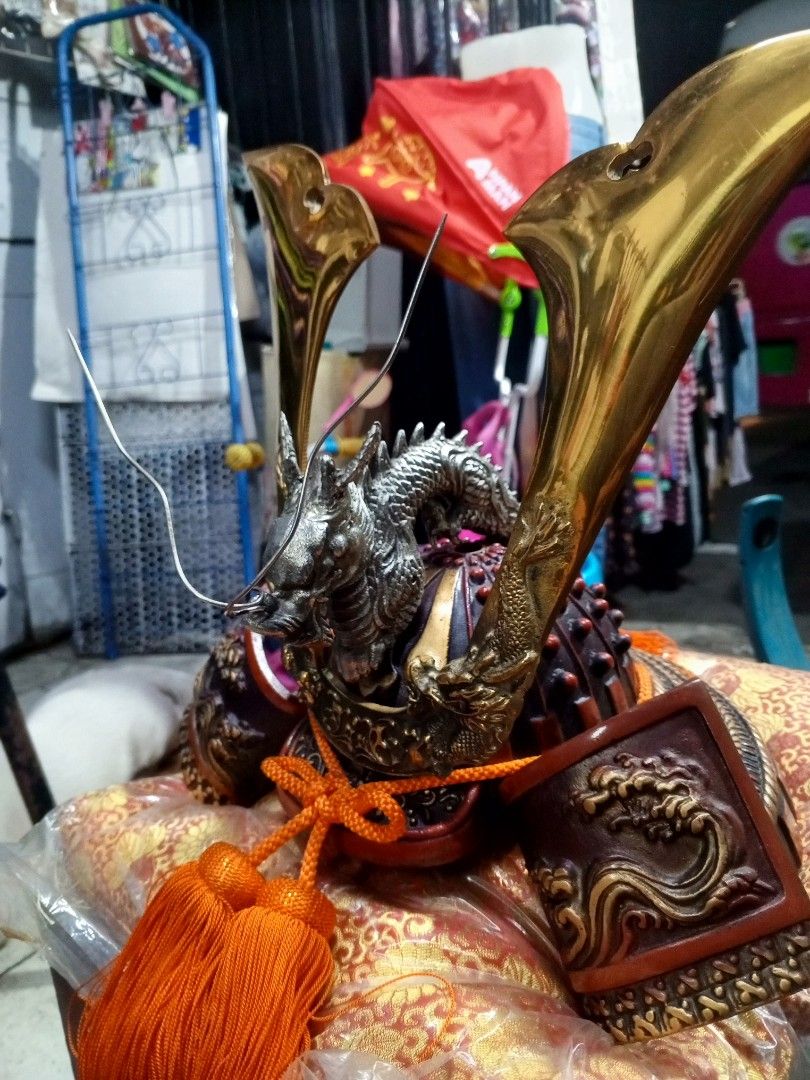 SHOGUN Japan Samurai Helmet Kabuto Armor (Category: Other Home Decor) located in Quezon City. Submitted by patcheckers (Listing ID 1359439058, Image 2). Description: SHOGUN Japan Samurai Helmet Kabuto Armor pm sa may gusto.