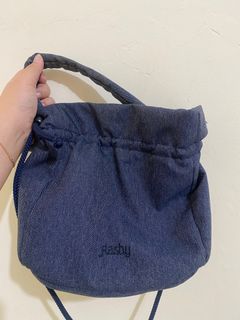 (Kategori: ) berada di . Dikirim oleh prlvdbyiren (ID iklan 1359396916, Gambar 1). Deskripsi: .