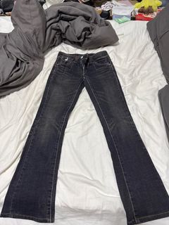 (Category: ) located in . Submitted by 4melia (Listing ID 1347197394, Image 1). Description: .
