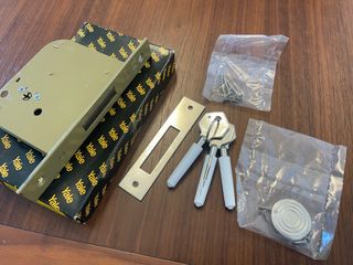 （分類：）位於 。 由 kkc382 提交（商品編號 1359321502，圖片 1）。簡介： 。