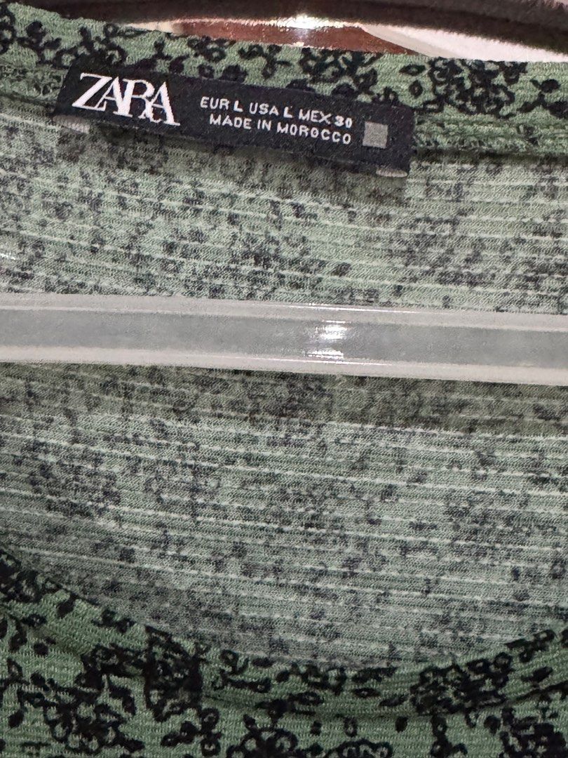 zara dress (Category: Dresses) located in Calamba. Submitted by hpd0803 (Listing ID 1359393743, Image 2). Description: midi dress im 5’6” for reference.