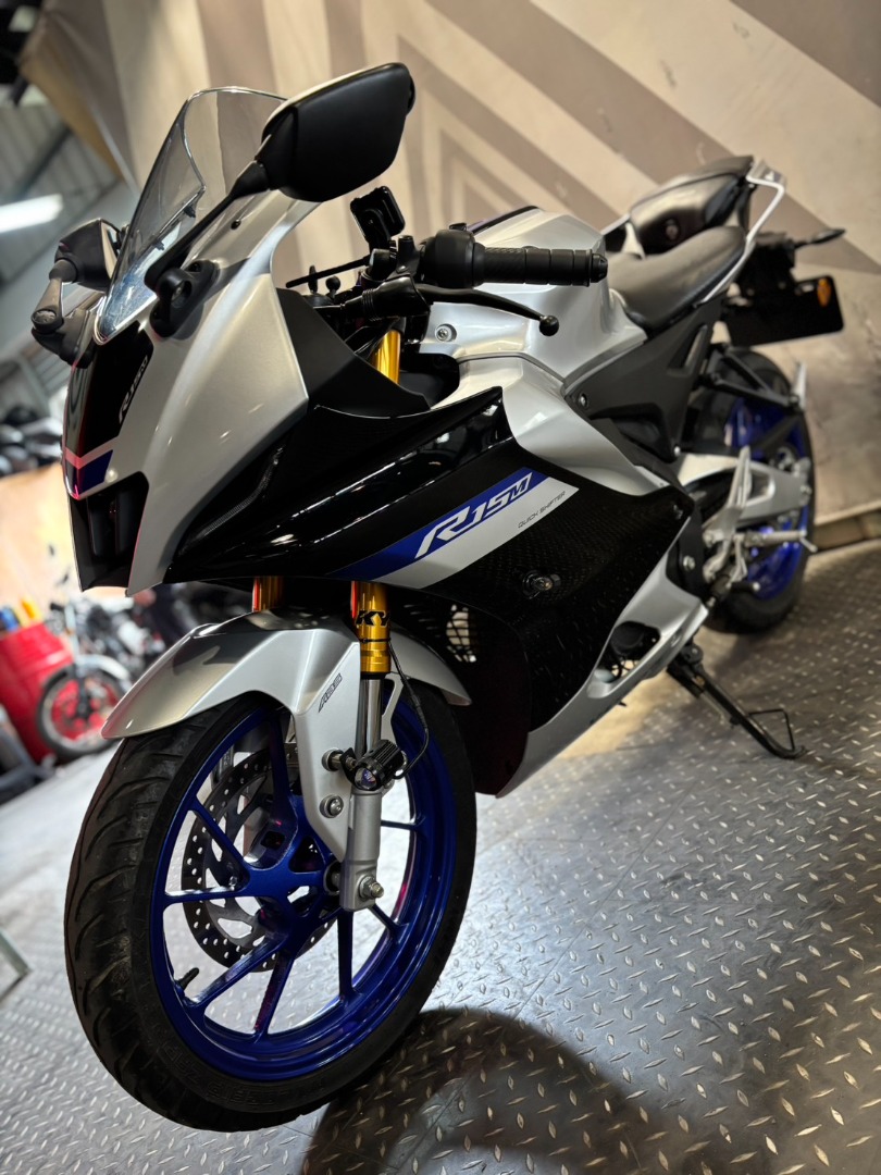 【保固車】【0元交車】2023年 YAMAHA 山葉 R15 M 155 R15M155ABSTCS 機車, 機車, 新古保固在旋轉拍賣