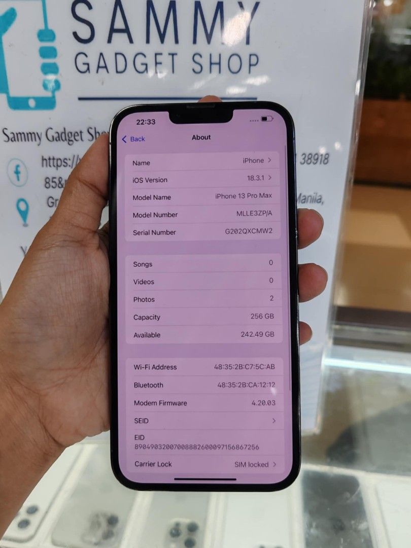 13promax 256 smartlocked (Preloved) (Category: iPhone 13 Series) located in Quezon City. Submitted by ronalynac40976 (Listing ID 1359520605, Image 2). Description: Iphone 13promax 256 95% battery health good condition With case, cord Pick up store in greenhills We accept creditcard in store+% We accept ggives & spaylater+% We accept swap/trade in We ship nationwide via lbc Dm or call for fast transaction 09425544556/09279500069 Located @ Aquarium