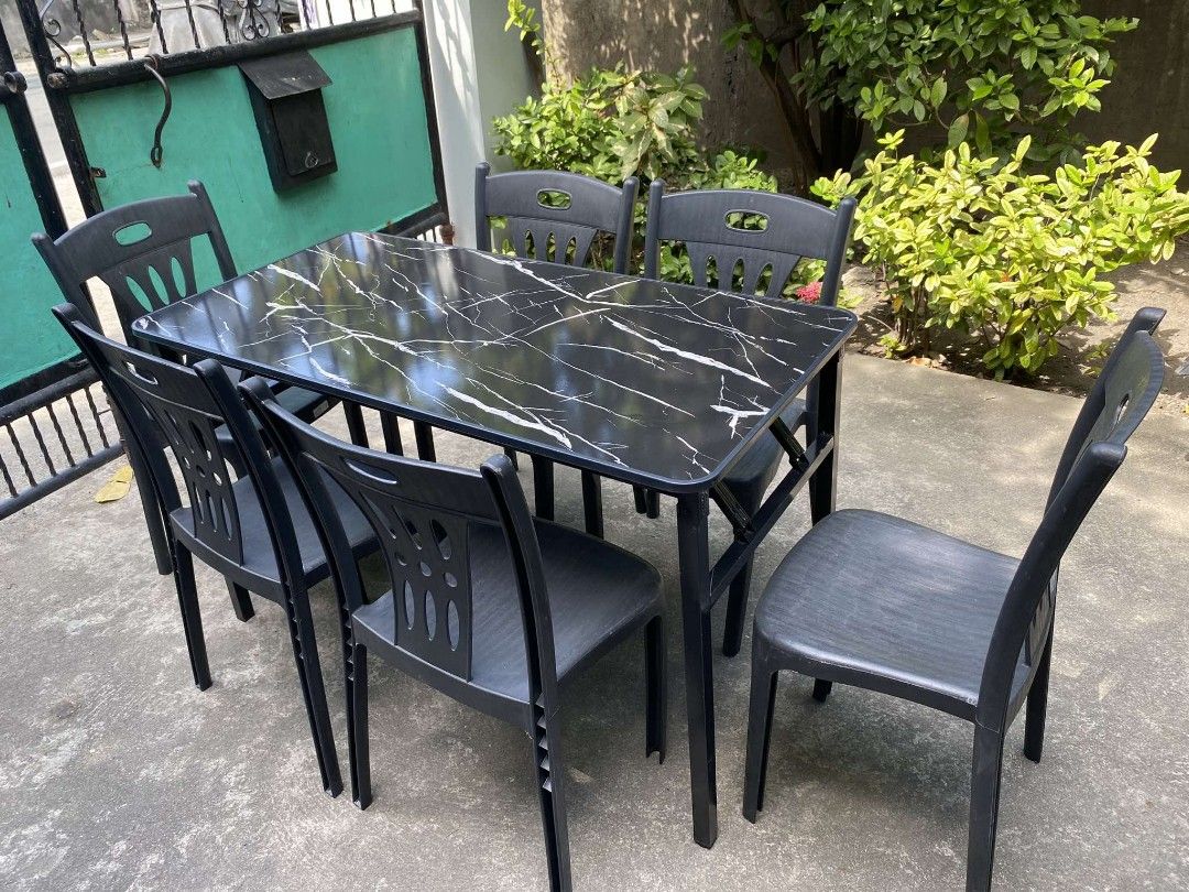 6 seater dinning table (Category: Tables & Sets) located in Manila. Submitted by dolorchris69891 (Listing ID 1359573891, Image 3). Description: 6 seater dinning table.