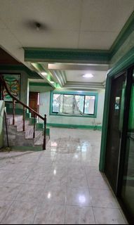 Affordable  Office/ Staff house/ Warehouse   for RENT 65k only in QC Kamuning