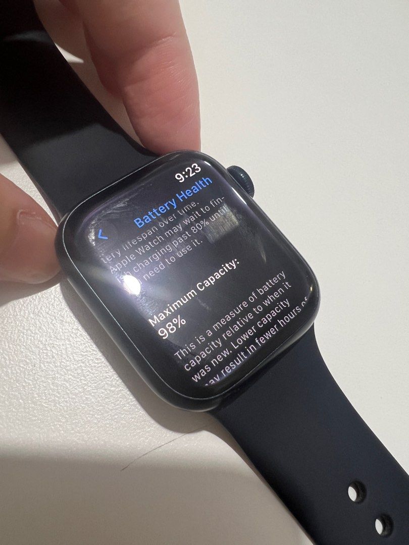 Apple Watch Series 8 GPS 41mm Midnight (Category: Wearables & Smart Watches) located in Quezon City. Submitted by dpdpdpdump (Listing ID 1359658592, Image 2). Description: Apple Watch Series 8 GPS 41mm Midnight Aluminum Case with Midnight Sport Band - 98% battery health - good as new! no issue & this is rarely used - bought on PowerMac - will come with original charging cable and box - RFS: not using anymore Location: La Loma, QC MOP: GCash/BPI Q