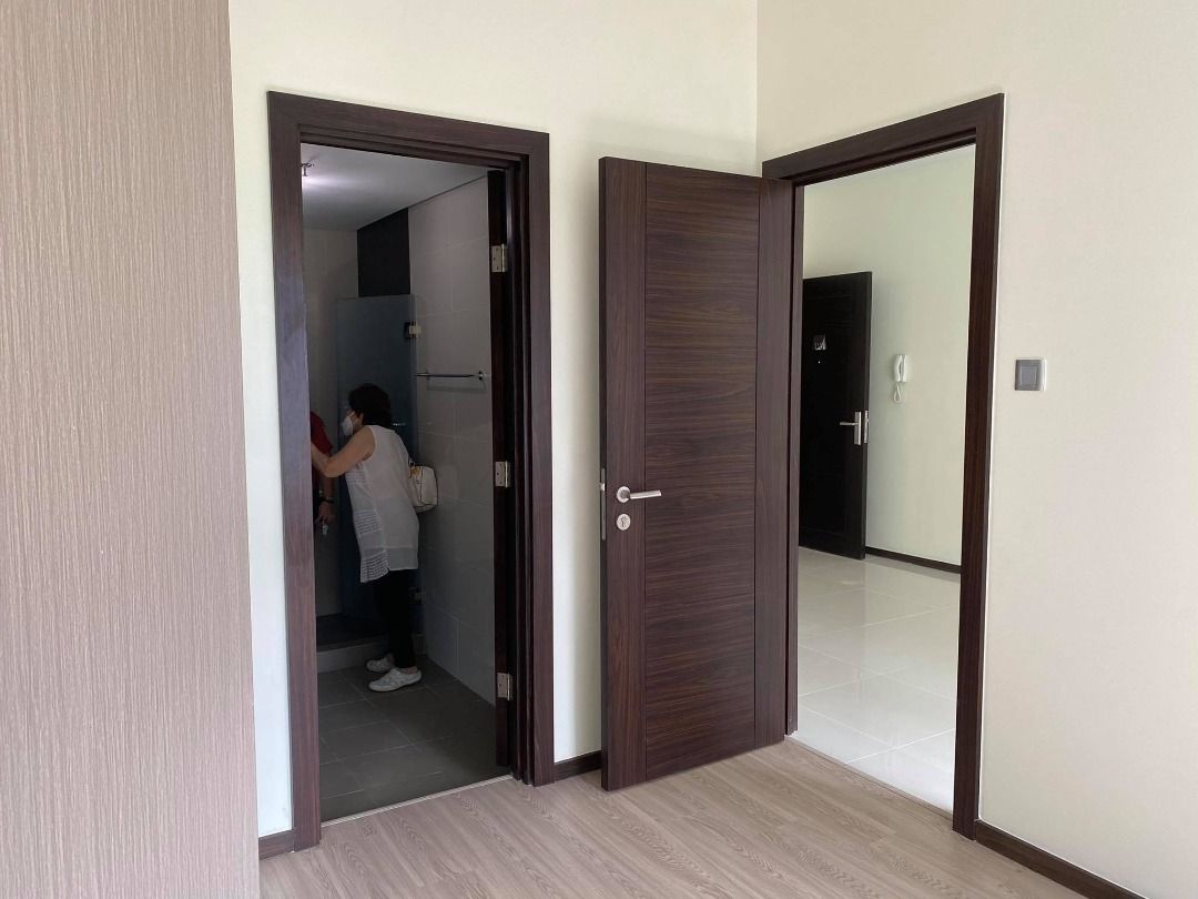 BGC 1 Bedroom Condo Trion (Category: Apartments & Condos) located in Manila. Submitted by tina.santos (Listing ID 1359610941, Image 3). Description: For Sale TRION Tower 3 Condo 1 Bedroom Condo BGC, Taguig, near SM Aura Floor Area 37.15 sqm 1 T&B with laundry area No parking Pet friendly condo .