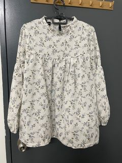 (Category: ) located in . Submitted by iz.preloved (Listing ID 1359498606, Image 1). Description: .