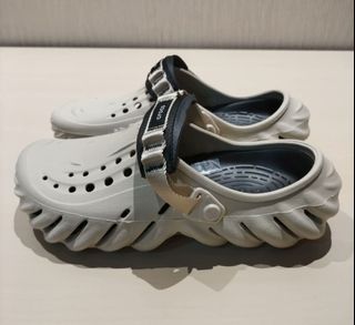 (Category: ) located in . Submitted by fashion.luxe (Listing ID 1359578034, Image 1). Description: .
