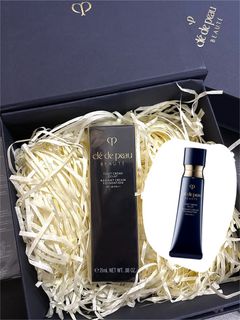 Store 60% off, including SF Express‼️Authentic✅CPB Radiant Cream Foundation i10, o10 shade 21ml🔥 Cle de peau radiant cream foundation cdp64236134269827110