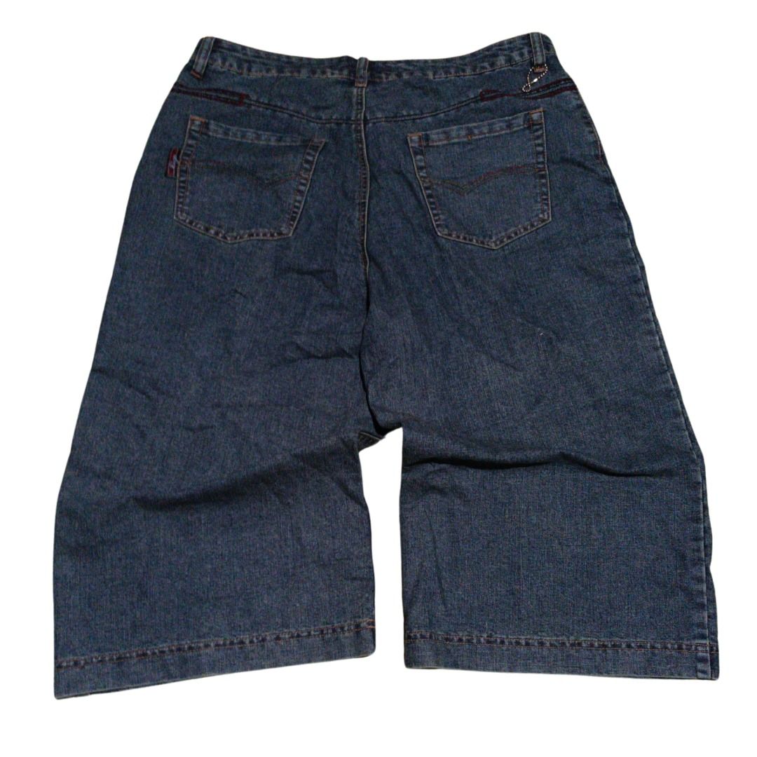 Eigo Baggy Long Jorts (Category: Shorts) located in Taguig. Submitted by speedingchimps (Listing ID 1359489480, Image 2). Description: Fits best on smaller people Size: M Dimensions: Waistline: 33in Length: 27in Hem: 12in Features: Nice washed blue denim color, pretty and colorful pocket stitching, nice branding, large hem and long length. Issue: None RFS: Bought but never worn outside, too small for me, doesn't fit my proportions. Lalamove/Angka