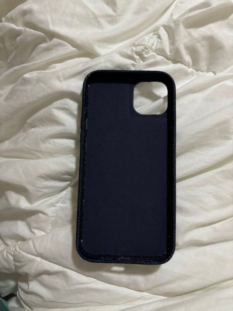 IPHONE 15Plus THEHUBCEBU DENIM PUFFER CASE (Category: Cases & Sleeves) located in Lipa City. Submitted by thriftwj (Listing ID 1359575674, Image 2). Description: OG PRICE 1.2k!! Slightly negotiable:) Like new, used once or twice. W/ box provided Inner lining ng case ay velvet :).