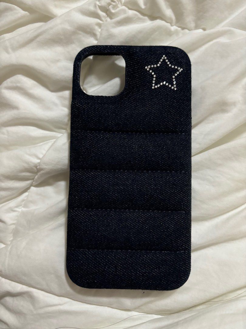 IPHONE 15Plus THEHUBCEBU DENIM PUFFER CASE (Category: Cases & Sleeves) located in Lipa City. Submitted by thriftwj (Listing ID 1359575674, Image 3). Description: OG PRICE 1.2k!! Slightly negotiable:) Like new, used once or twice. W/ box provided Inner lining ng case ay velvet :).