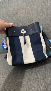 (Kategori: ) berada di . Dikirim oleh rannifah (ID iklan 1359593767, Gambar 1). Deskripsi: .
