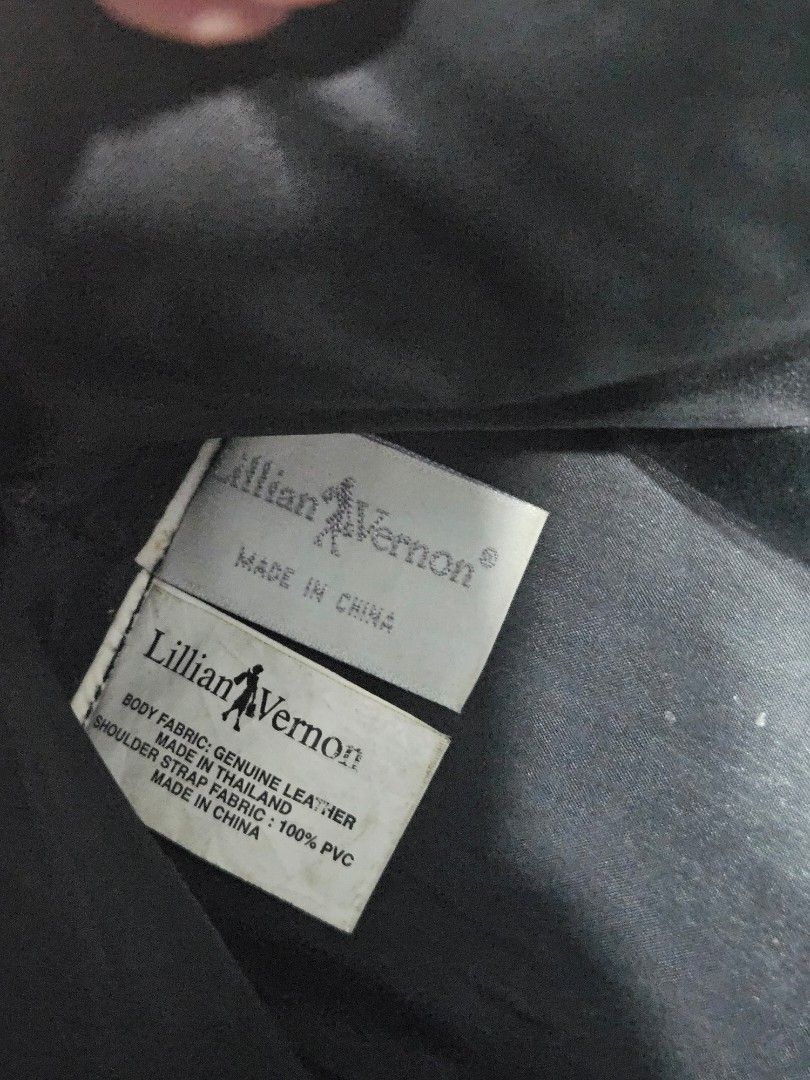 Lillian Vernon bag (Category: Shoulder Bags) located in General Mariano Alvarez. Submitted by eiprilfa (Listing ID 1359601051, Image 3). Description: original..